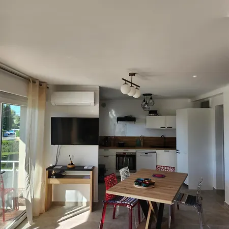 Apartament A Centre Fréjus